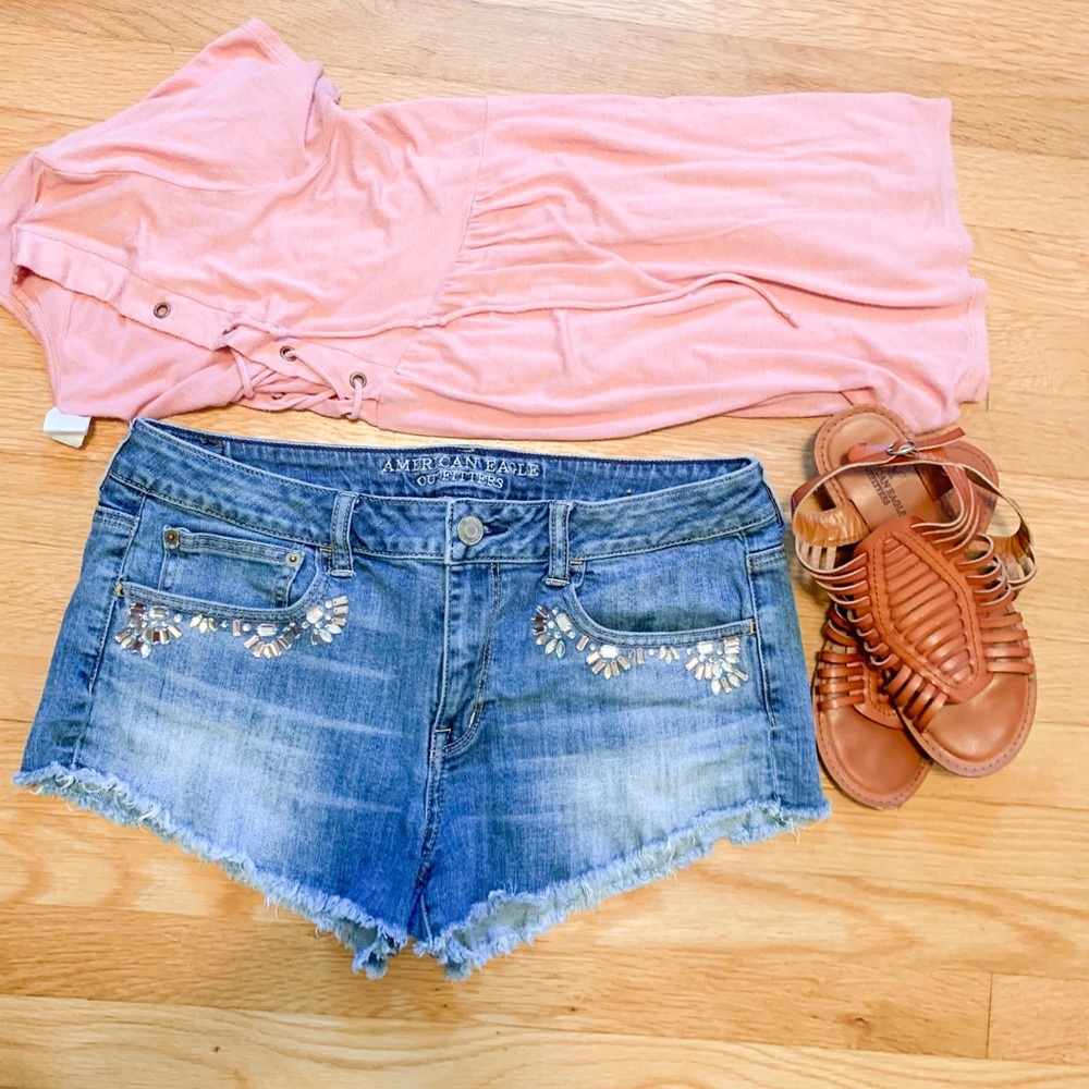 American Eagle Medium Wash Shortie